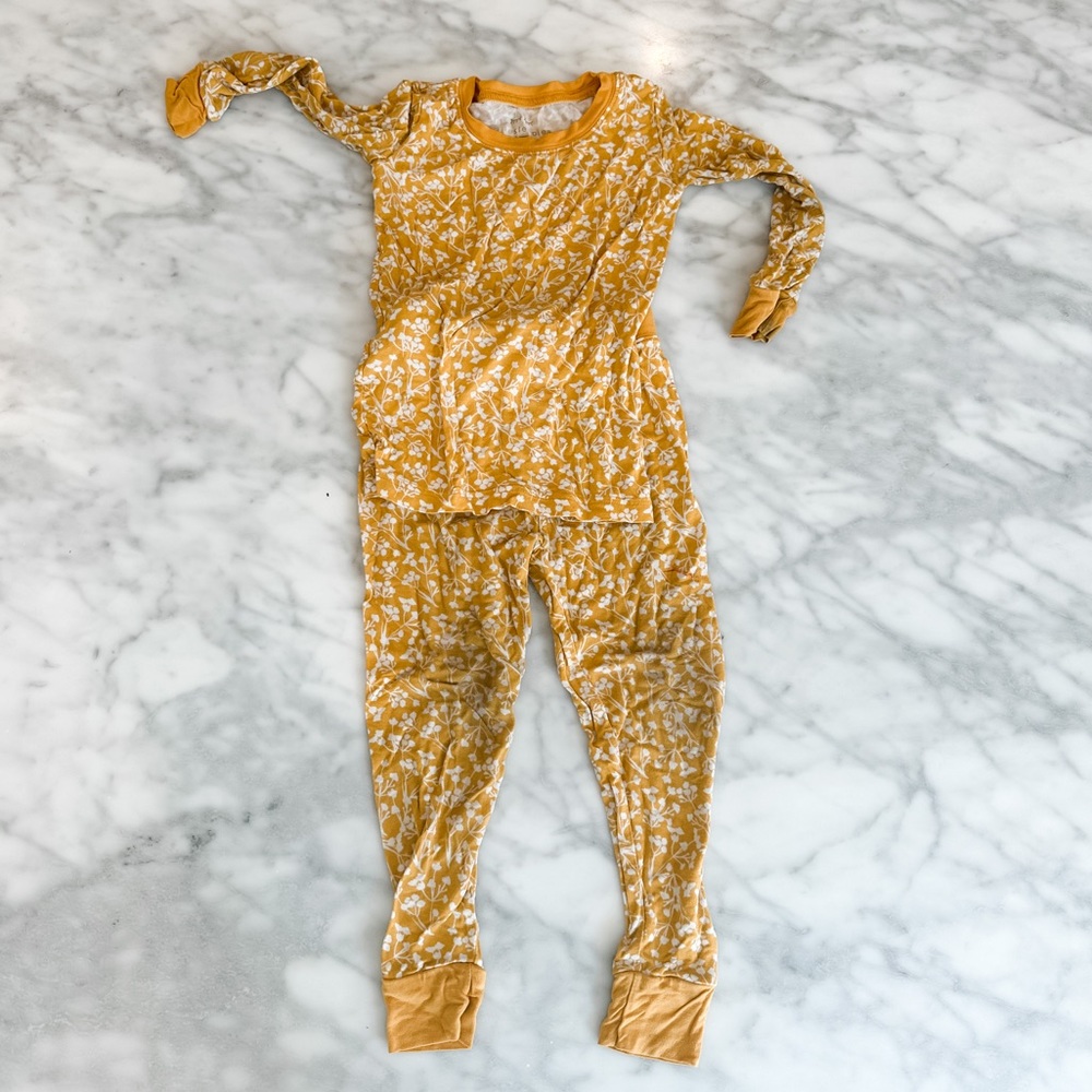 Little Sleepies Golden Poppies Pajama Set Size 18-24 Months.